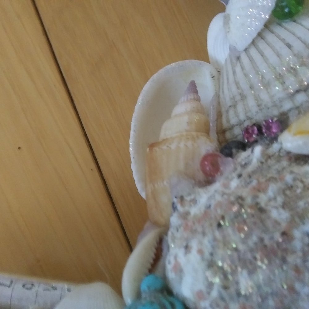 Seashell wreath - Picture 7 of 15